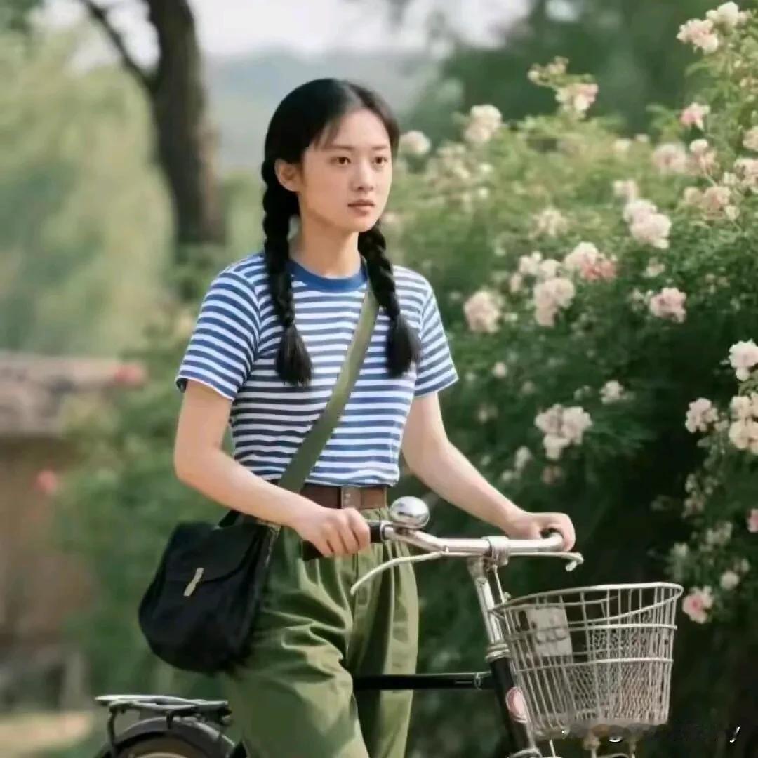 为什么有的女人精心打扮后却显得很土气，
而有的女人穿着十分普通，看起来却很有气质