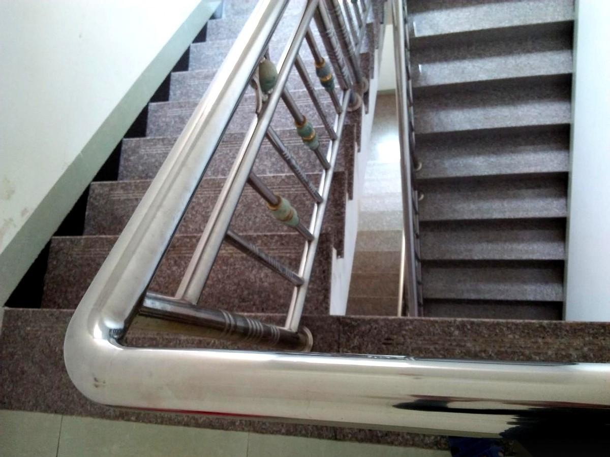 一腔热血，为了那个大目标。
放眼望去，几万个位置里，兄弟们手里就攥着一个。
就一