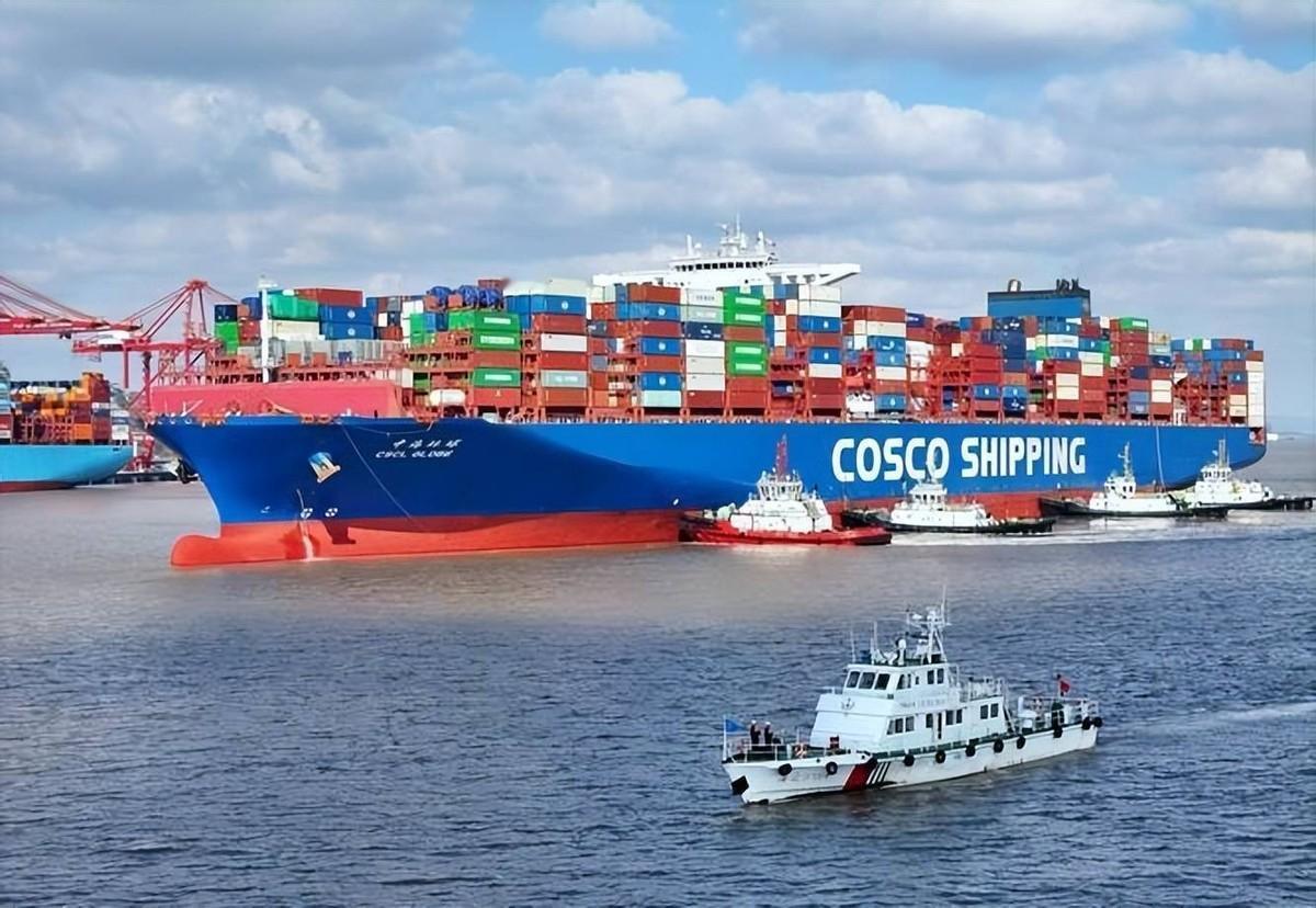 当地时间4月13日，伊朗在联合国彻底硬气了，一下子干了两件大事：

一是写信给联