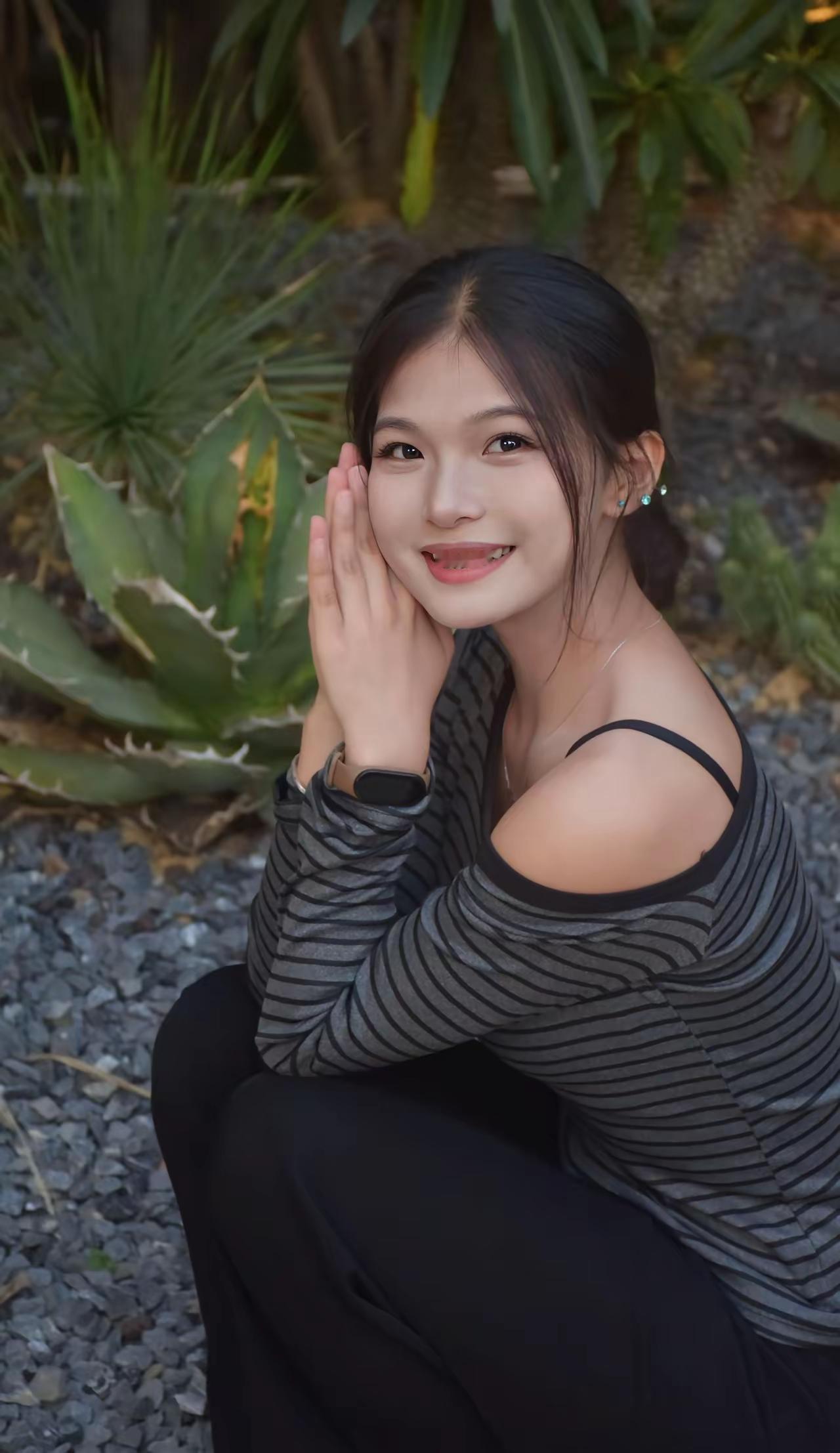 上联：上上下下上下一心，求下联左左右右左右开弓