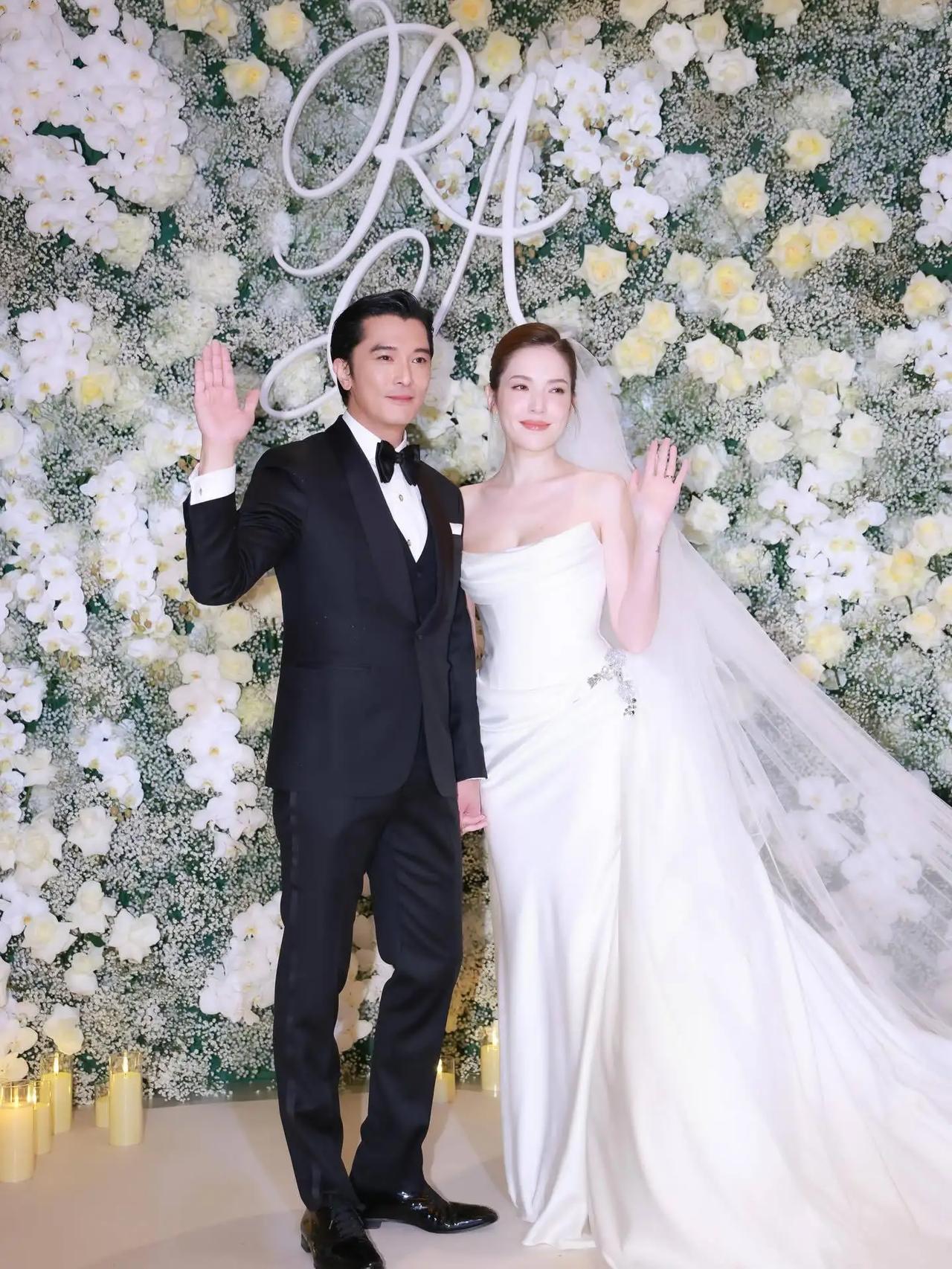 邱泽许玮甯今日举行婚宴，这夫妻俩的颜值要是放内娱可以顶半边天！

11月28日，