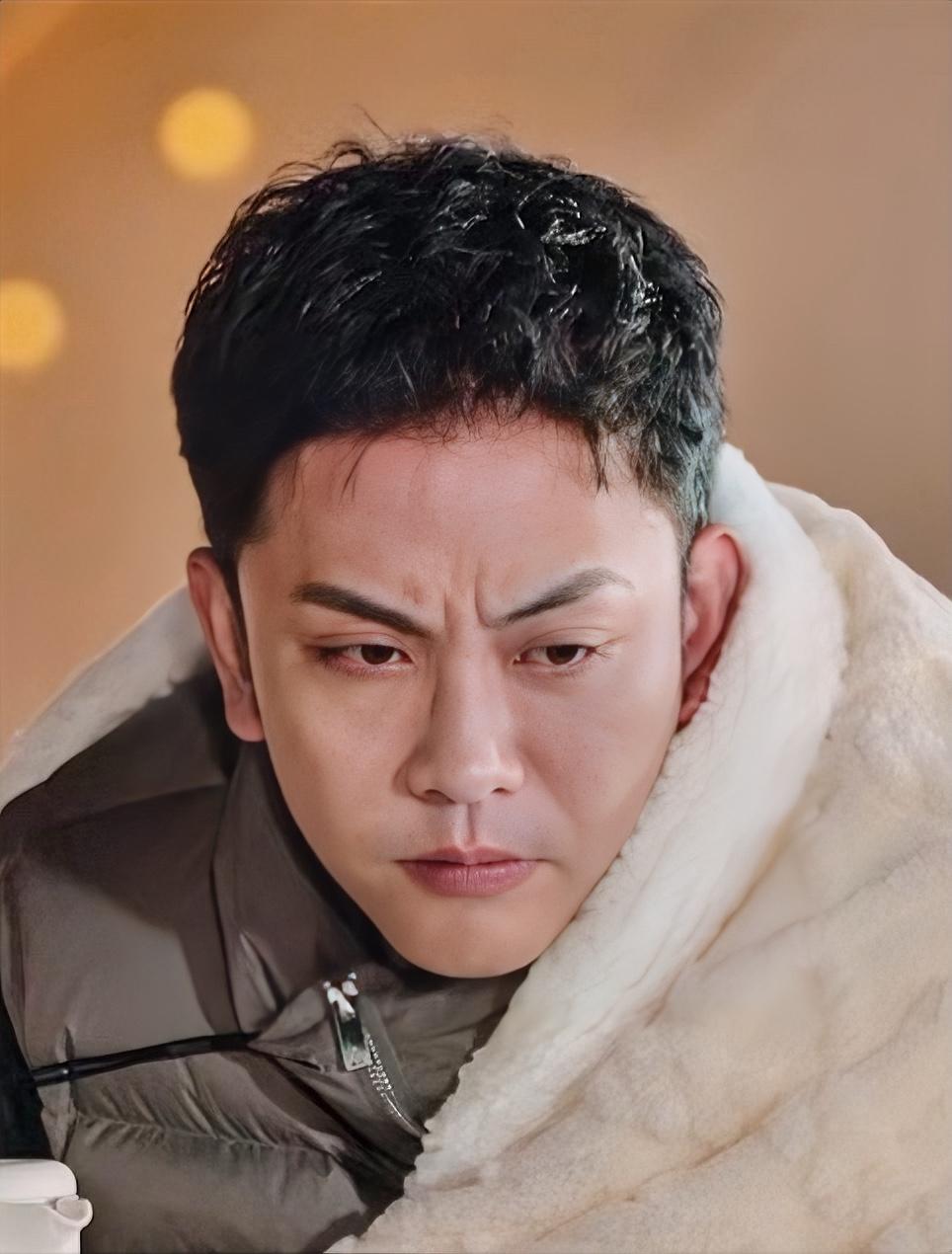 看到梁淞称发现何美延咄咄逼人时已生米煮成熟饭，为时已晚，突然为女生难过了几秒。