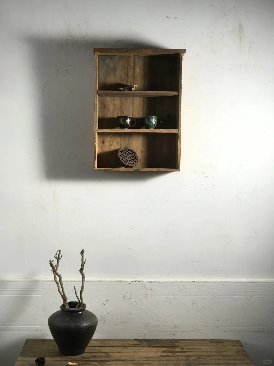 茶具柜、壁挂置物格；民宿、茶室极简侘寂壁挂
