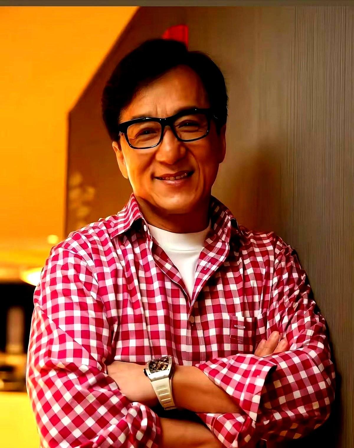 原来我们都被骗了这么多年！

《尖峰时刻4》难产因导演拉特纳惹官司被封杀，项目搁