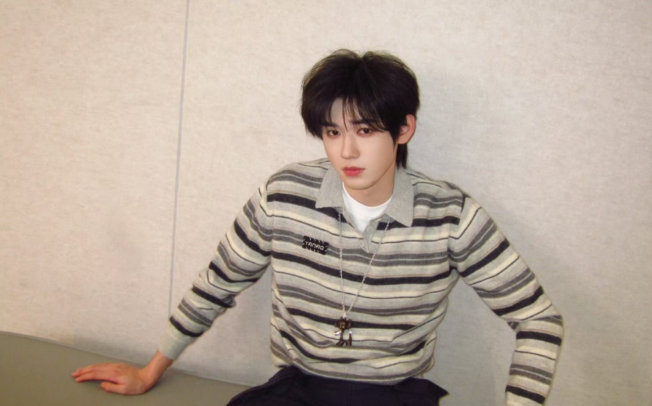 宋亚轩你唱的都超～级好听哦！永远做你的小小歌迷！ 