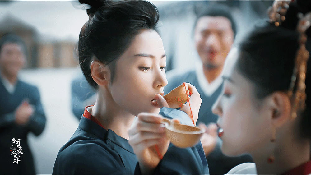 #张天爱[超话]# ▪️阿麦从军 又幸福了麦[比耶]才一晚上就二婚了！#网剧阿麦