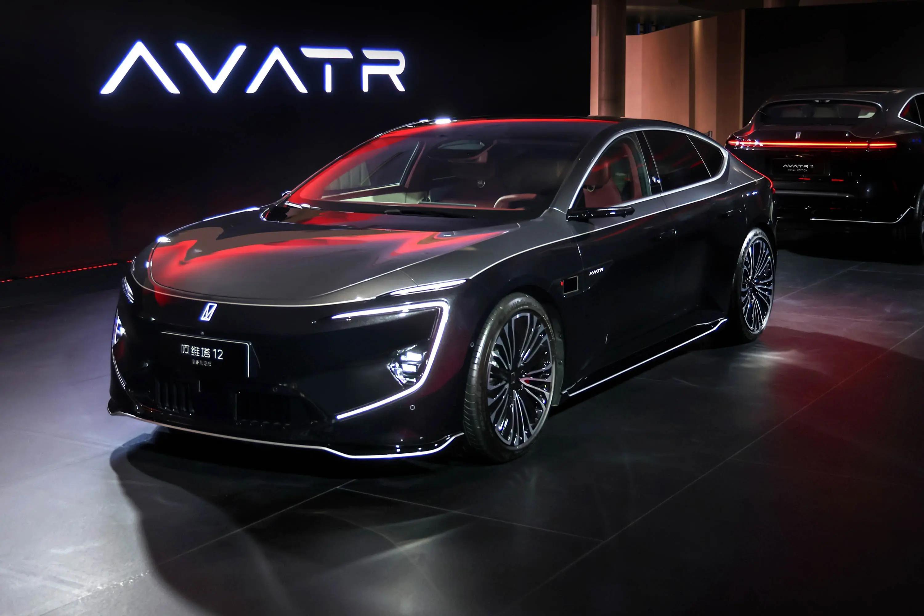 最近开了阿维塔12四激光版，是真懂高端家用的需求。智驾太让人放心了，地库自动进出