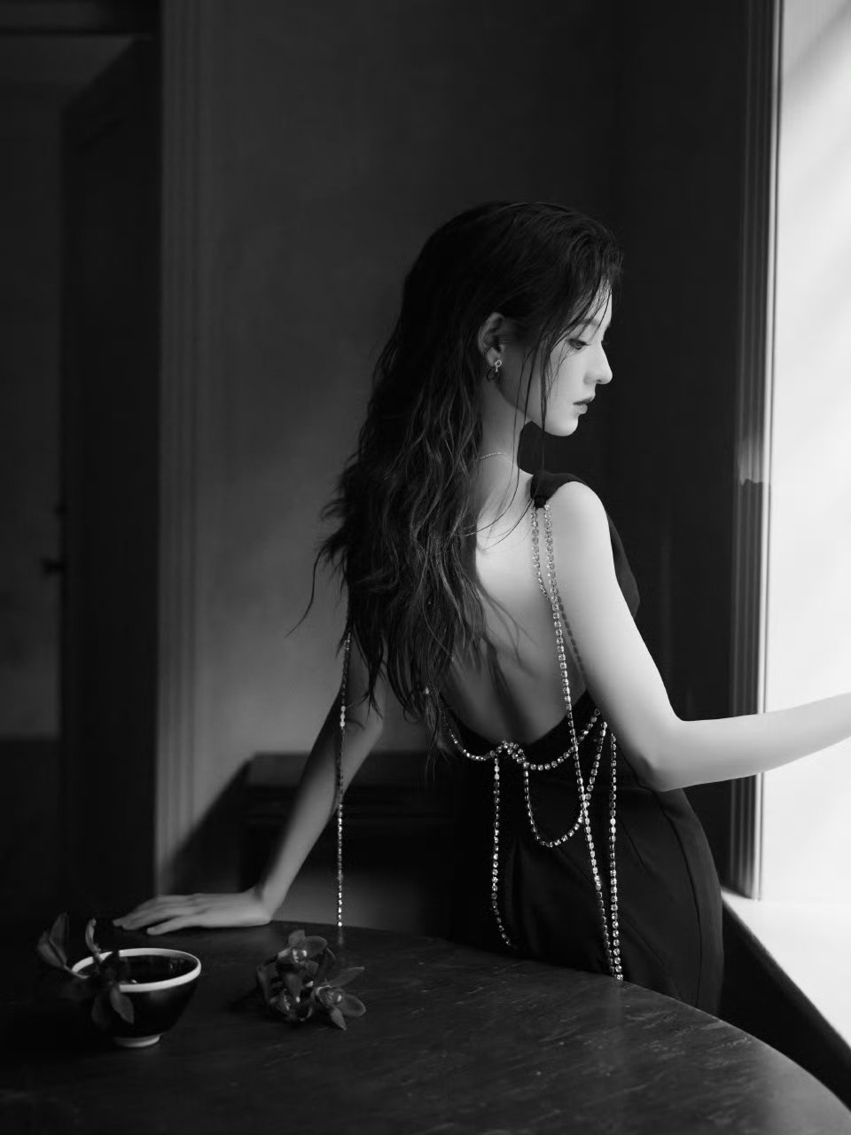 张予曦时尚芭莎珠宝盛典，这简直是小说女主具象化好高贵