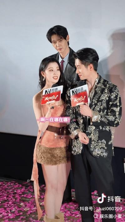 有点抽象，没有感情的撒花机器，怎么还吹一下，话说怎么看着有点像海乔叔，这两张图要