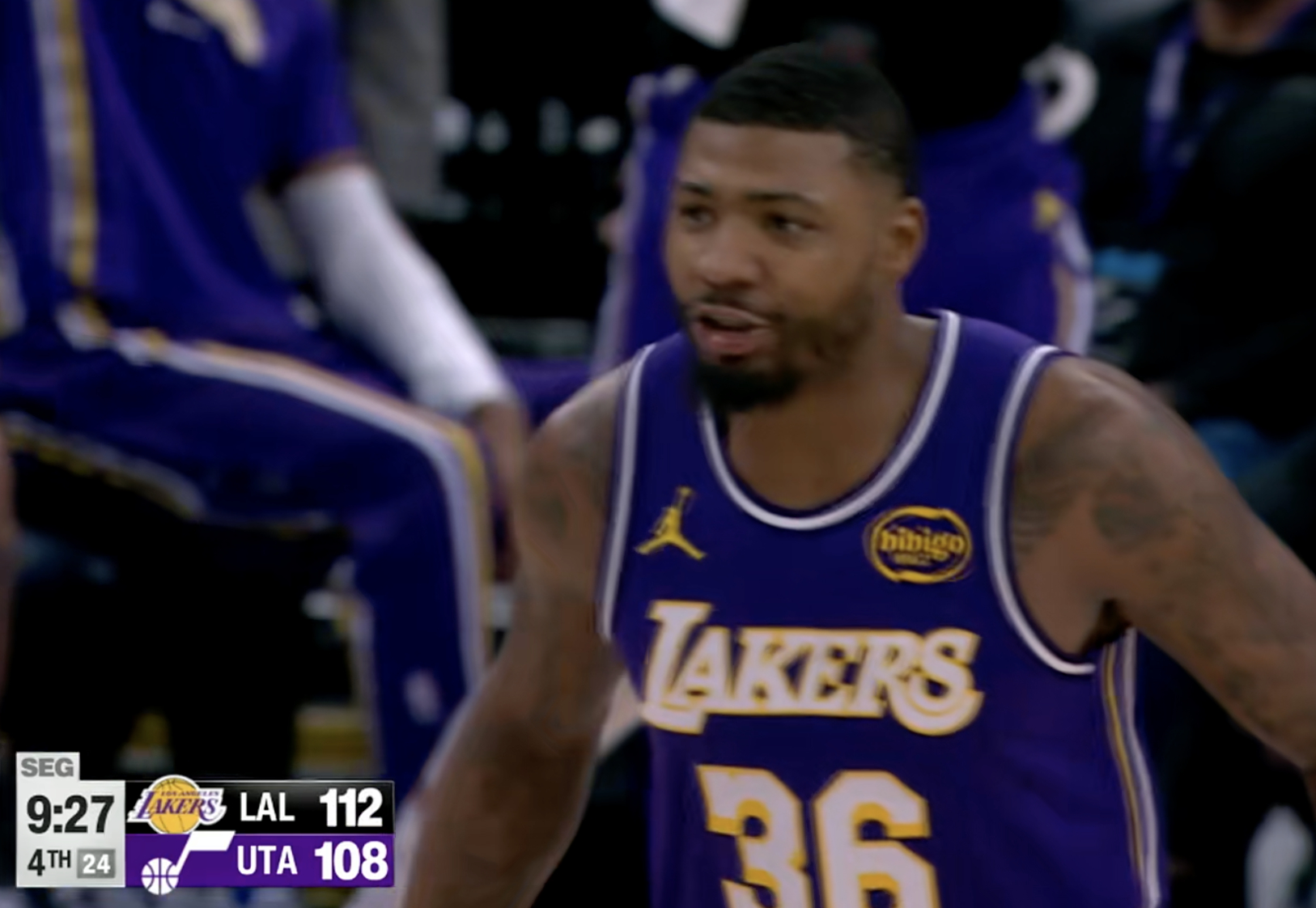 斯玛特三分，湖人反超4分！保持住！ 