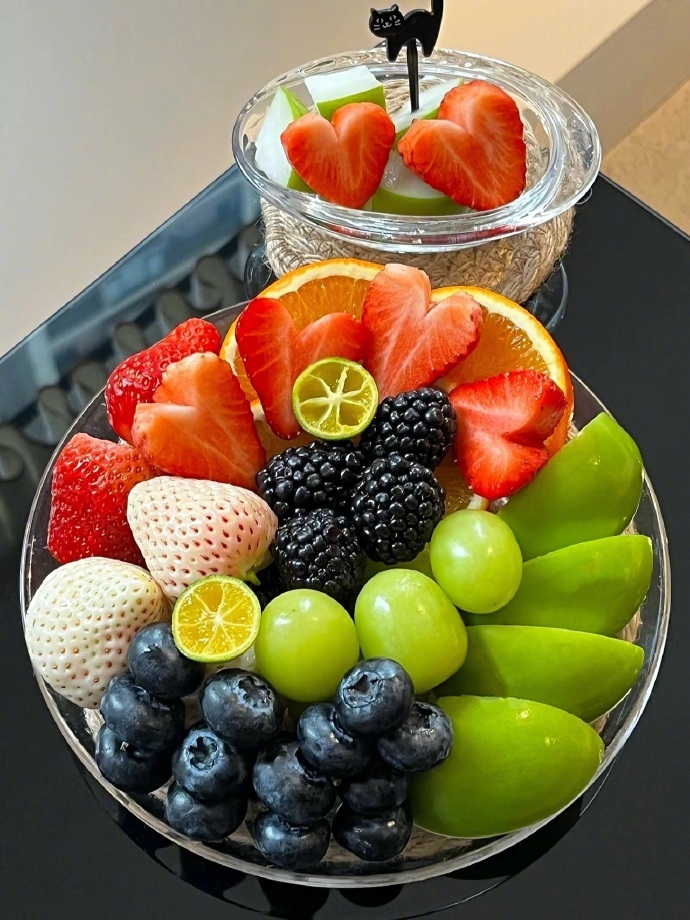 每天都是爱吃水果日🍉🍌🥭🍓 ​ ​​​