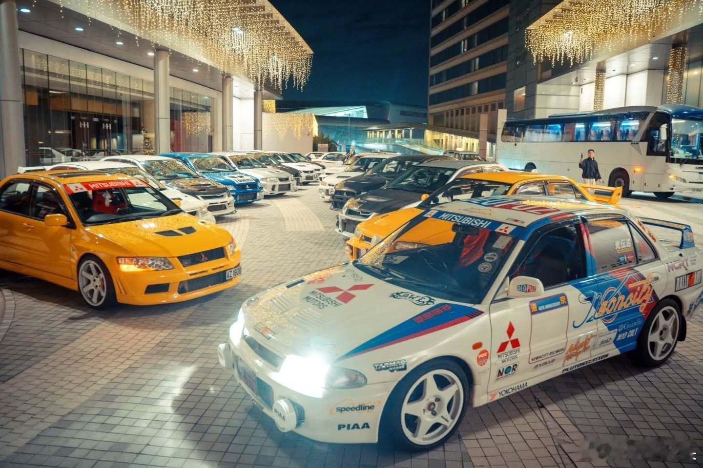 JDM  Hong Kong Evolution Club22岁女生大学毕业做团
