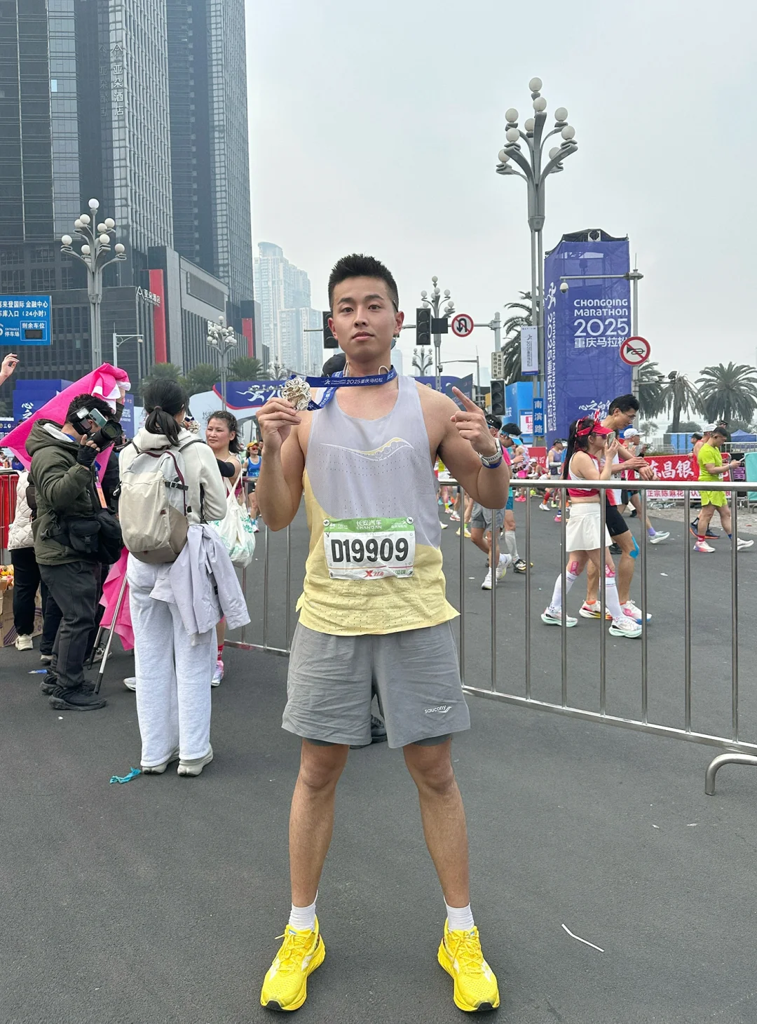 重马安全完赛，解锁了重庆立体地图