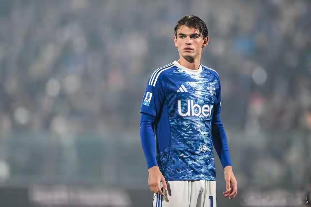 皇马必购回！21岁帕斯双响擒蓝鹰 8球6助意甲射手榜第2助攻榜第1皇马一直在为进