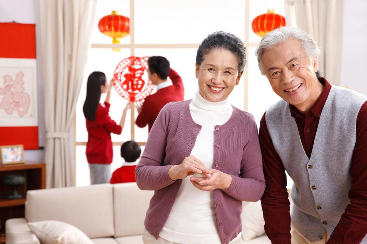 不带娃就离婚！”60岁二婚老伴的算计，让温阿姨彻底寒了心
 早上5点多天还没亮，