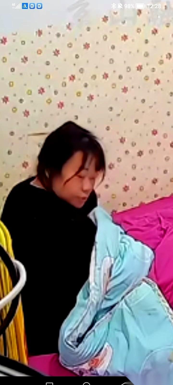 他送孩子上学出门，可能还回头说了句“拜拜”。
他不会想到，这句拜拜，就是永别。