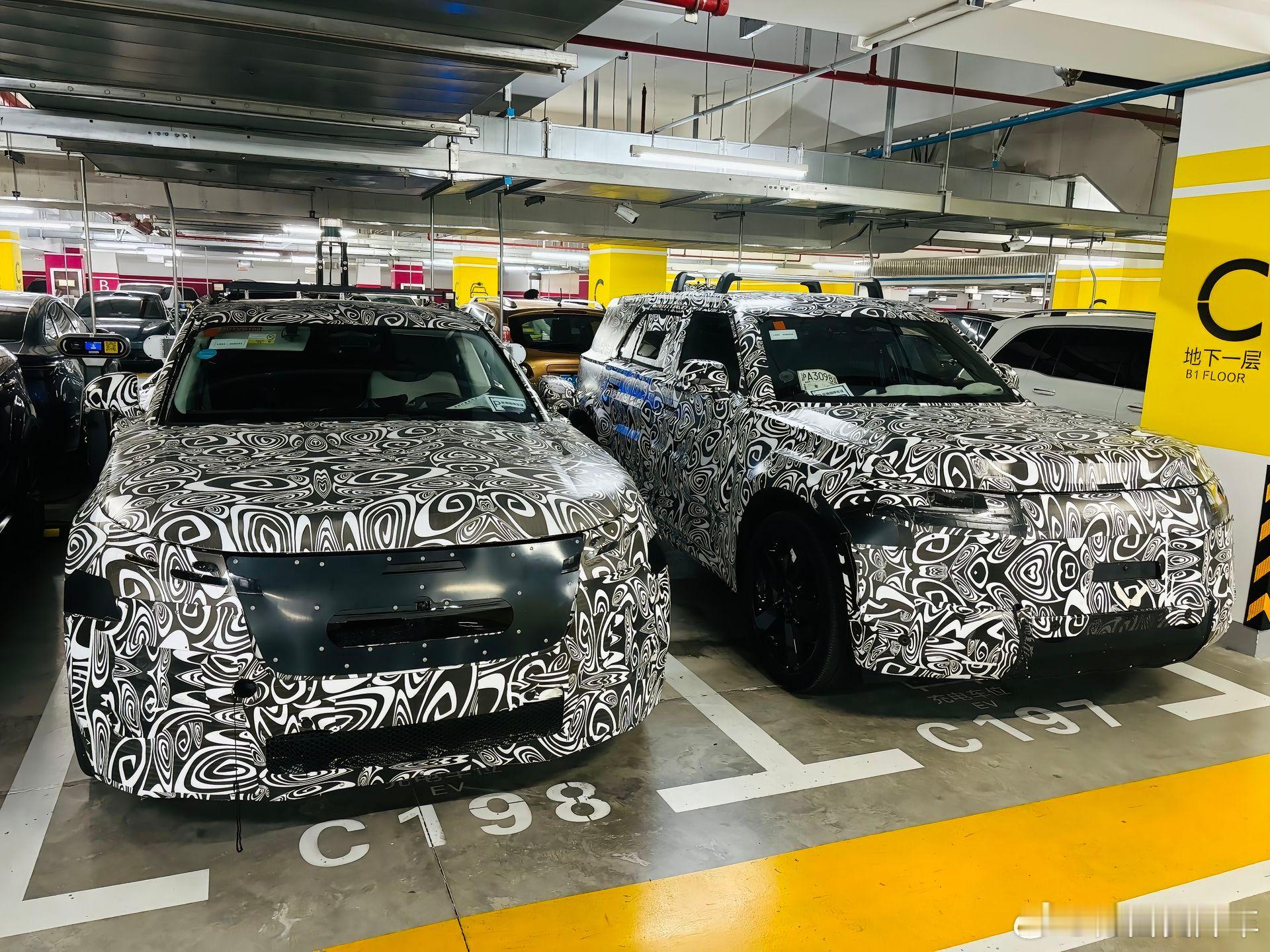 奇瑞路虎 FREELANDER 神行者伪装车，基于奇瑞E0X平台而打造的新能源车