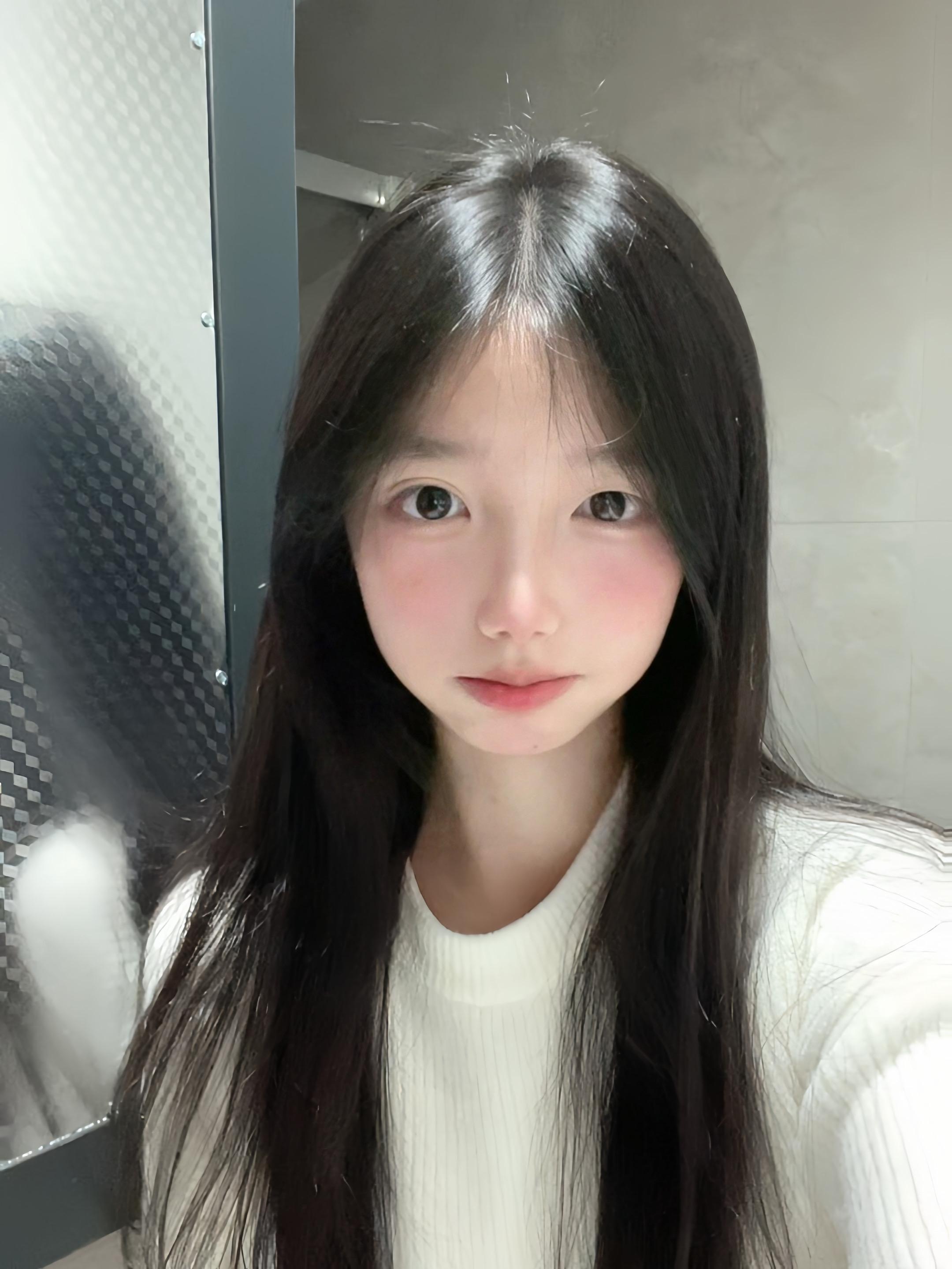 你说日抛很贵 有人会花心思给我买最好最贵的赫莲娜美瞳日抛