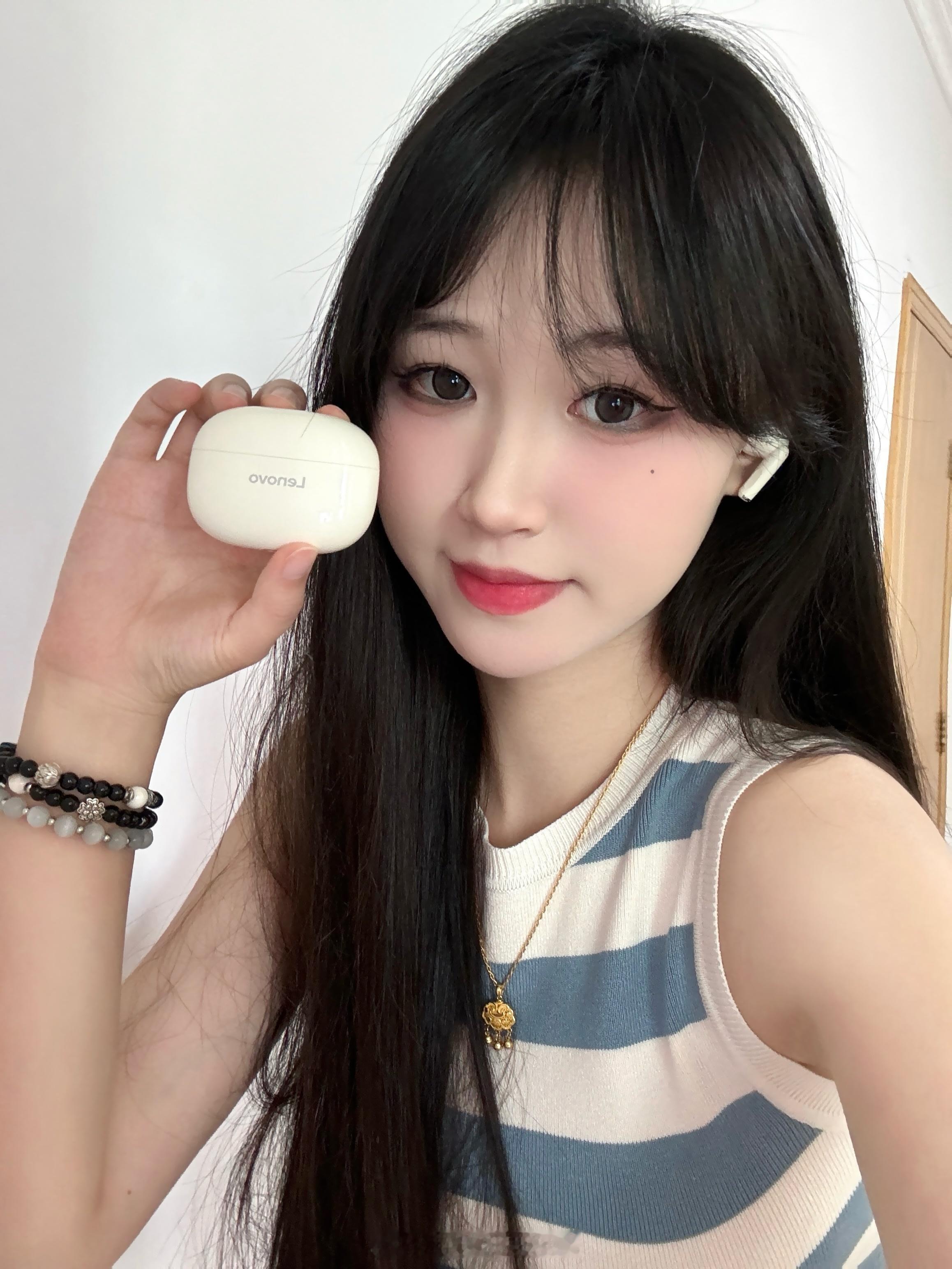 嫩的 ​​​
