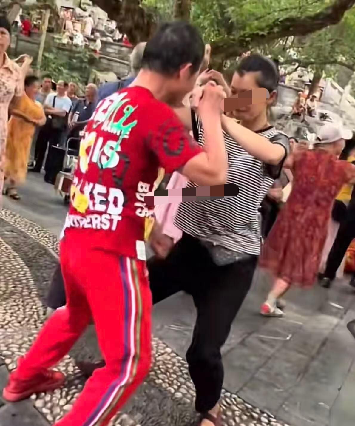 不像北方人，这到底是哪个地方的人，原先我一直有疑问

后来有网友说了：广西柳州鱼