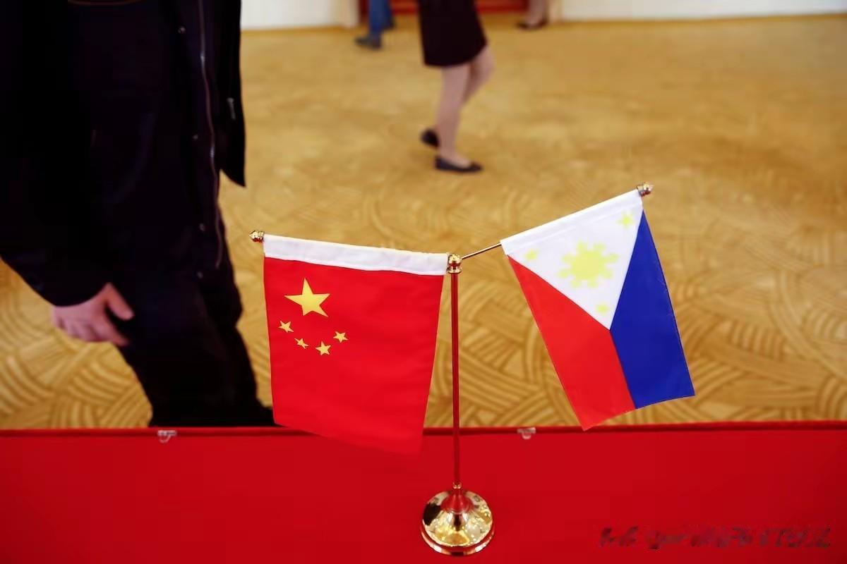 6月30日中菲官员在马尼拉完成会谈，消息却压了整整三天才对外公布，原来是双方来回