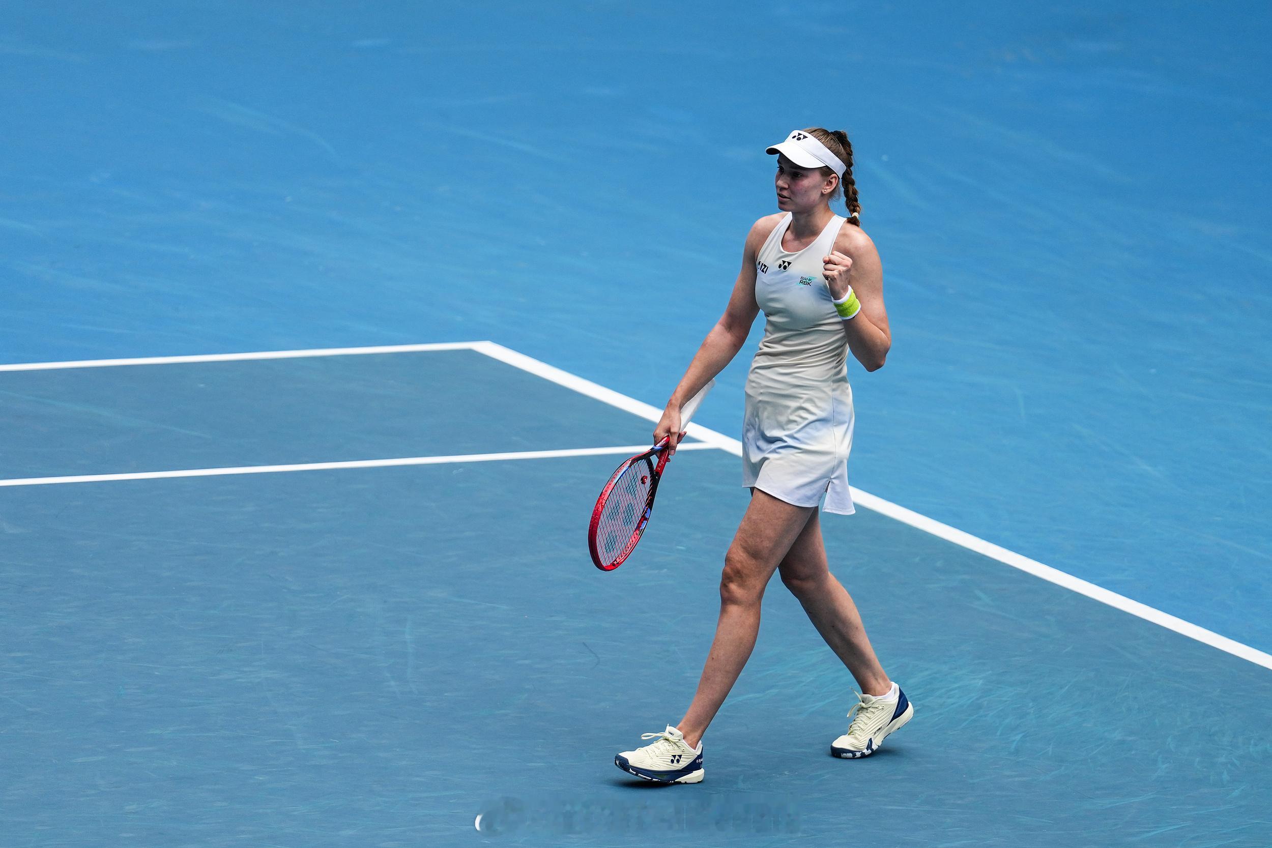 YONEX与网球澳网2026 【静默潮汐，汹涌回归！莱巴金娜重返澳网四强】在20