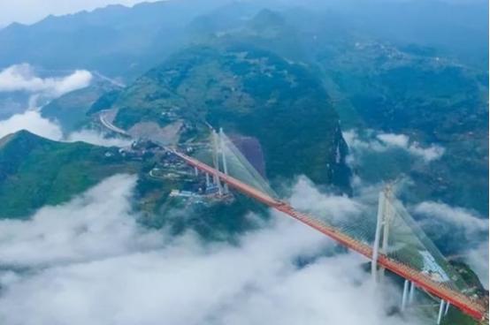 “中国还没那个实力，不要痴人说梦了！”国外一专家得知我国要建设北盘江大桥，把云南