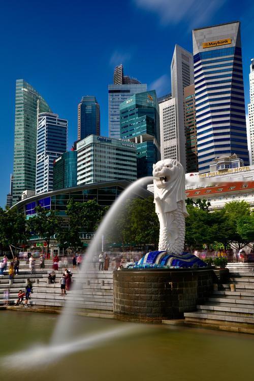 弃平衡！新加坡突然站队美国 卡中国芯片中转通道
 
一直喊着“大国平衡”的新加坡