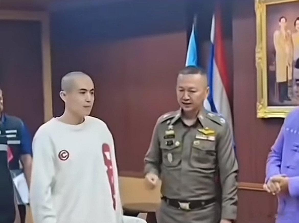 王星失联前向女友求救发猫喂了没警方最新披露的纪录片细节显示，演员王星2025年1