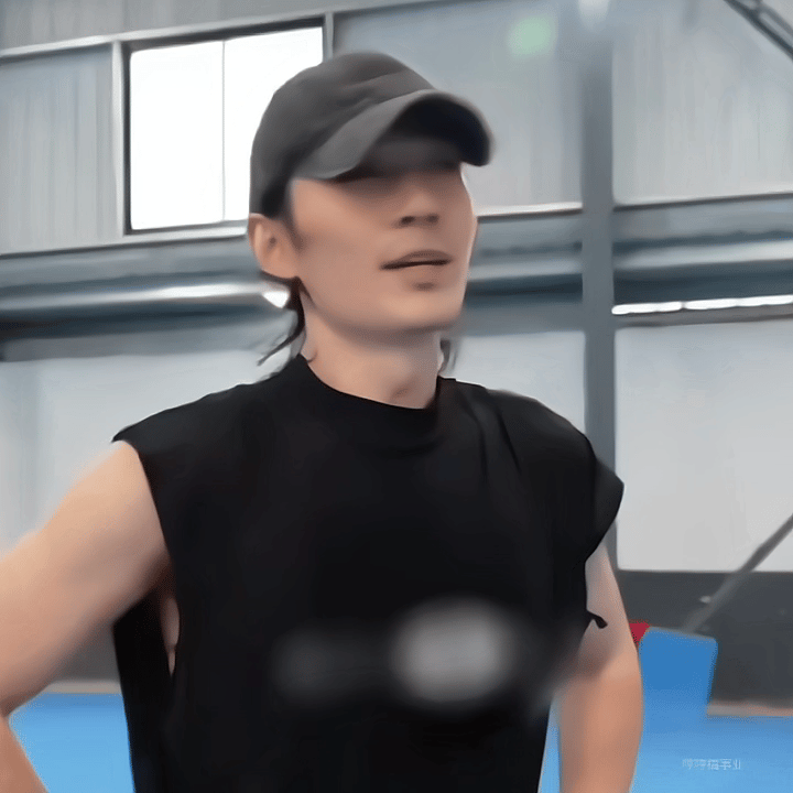 爽！！！朱一龙电影东极岛 [来抱抱]朱一龙 ​​​