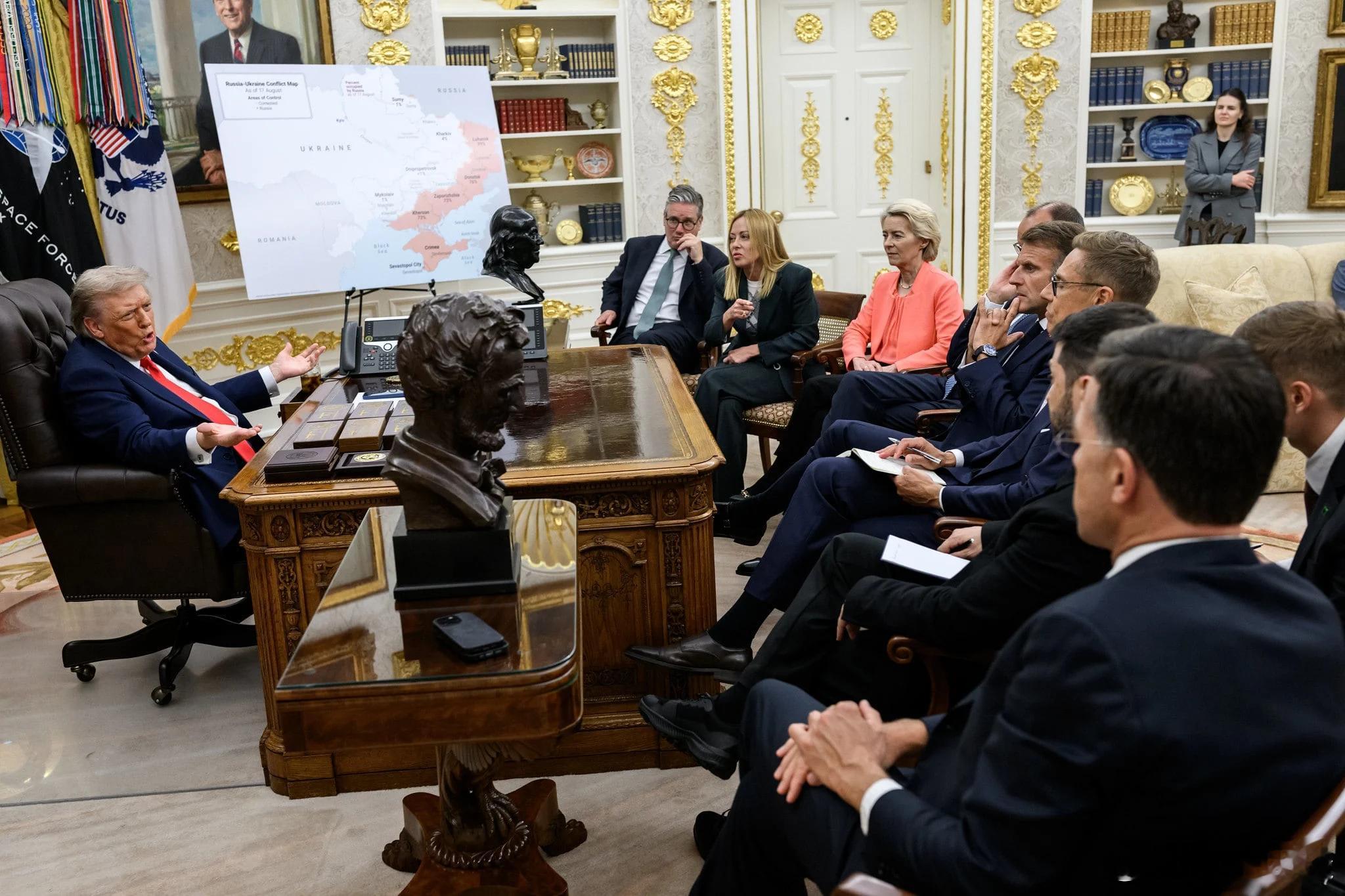 【特朗普在挑衅帖中将目光投向更大的收购目标】（每日野兽）唐纳德·特朗普总统分享了