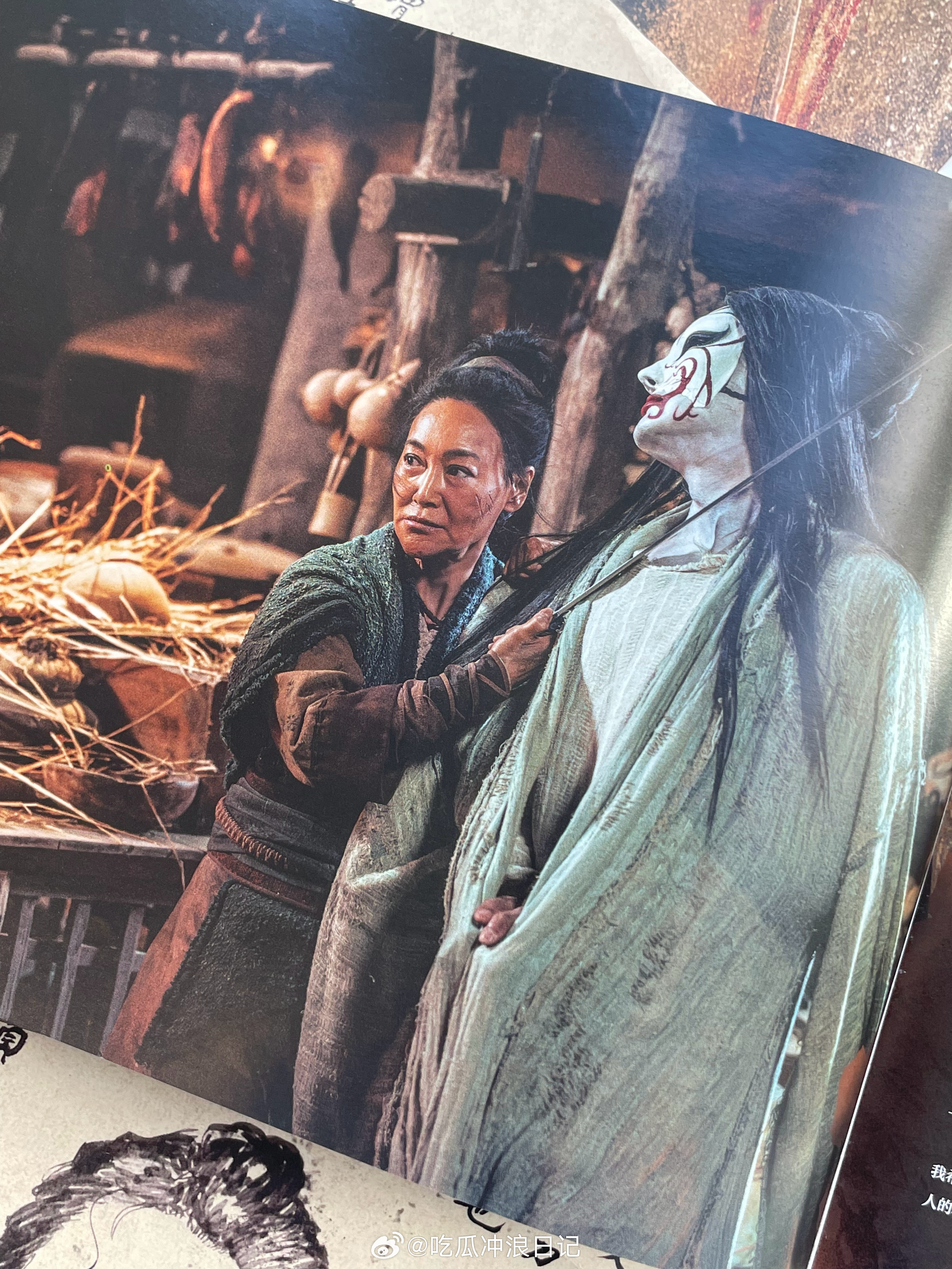 镖人 惠英红挟持戏份删减 看完镖人整个人是回味无穷，一直挖呀挖终于被我发现了一个