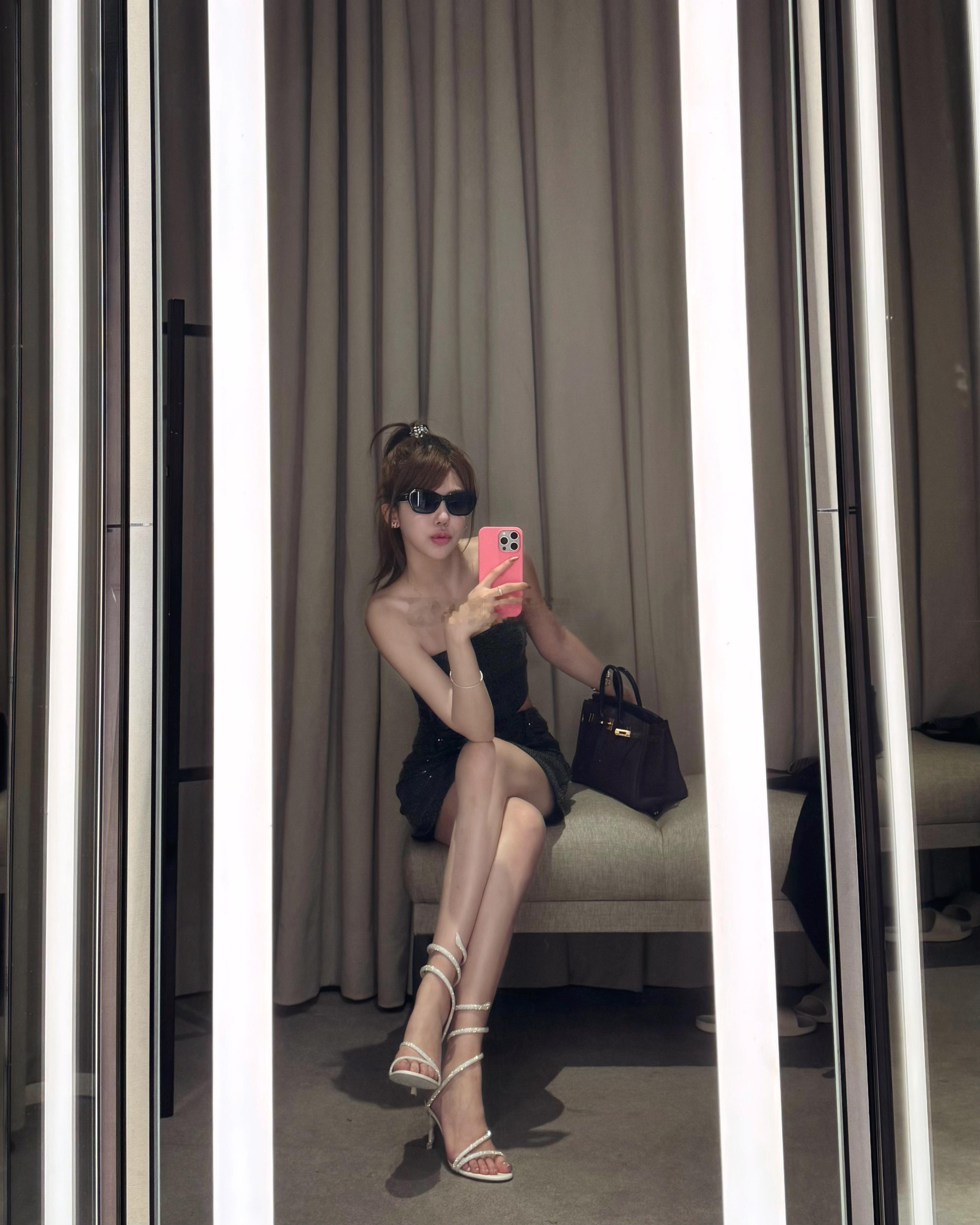 Be yourself ​​​