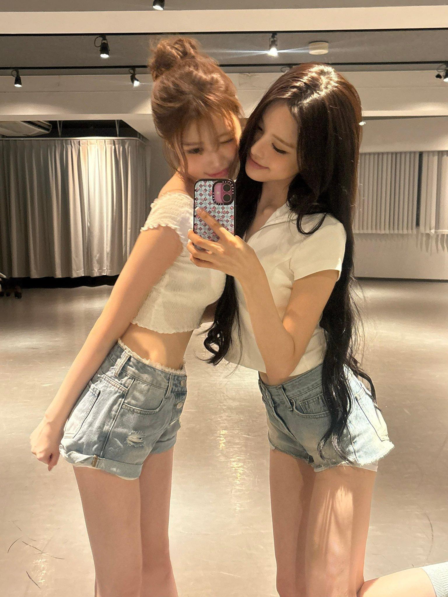 izna Saebi郑世菲 & Jeemin方智玟💞 ​​​