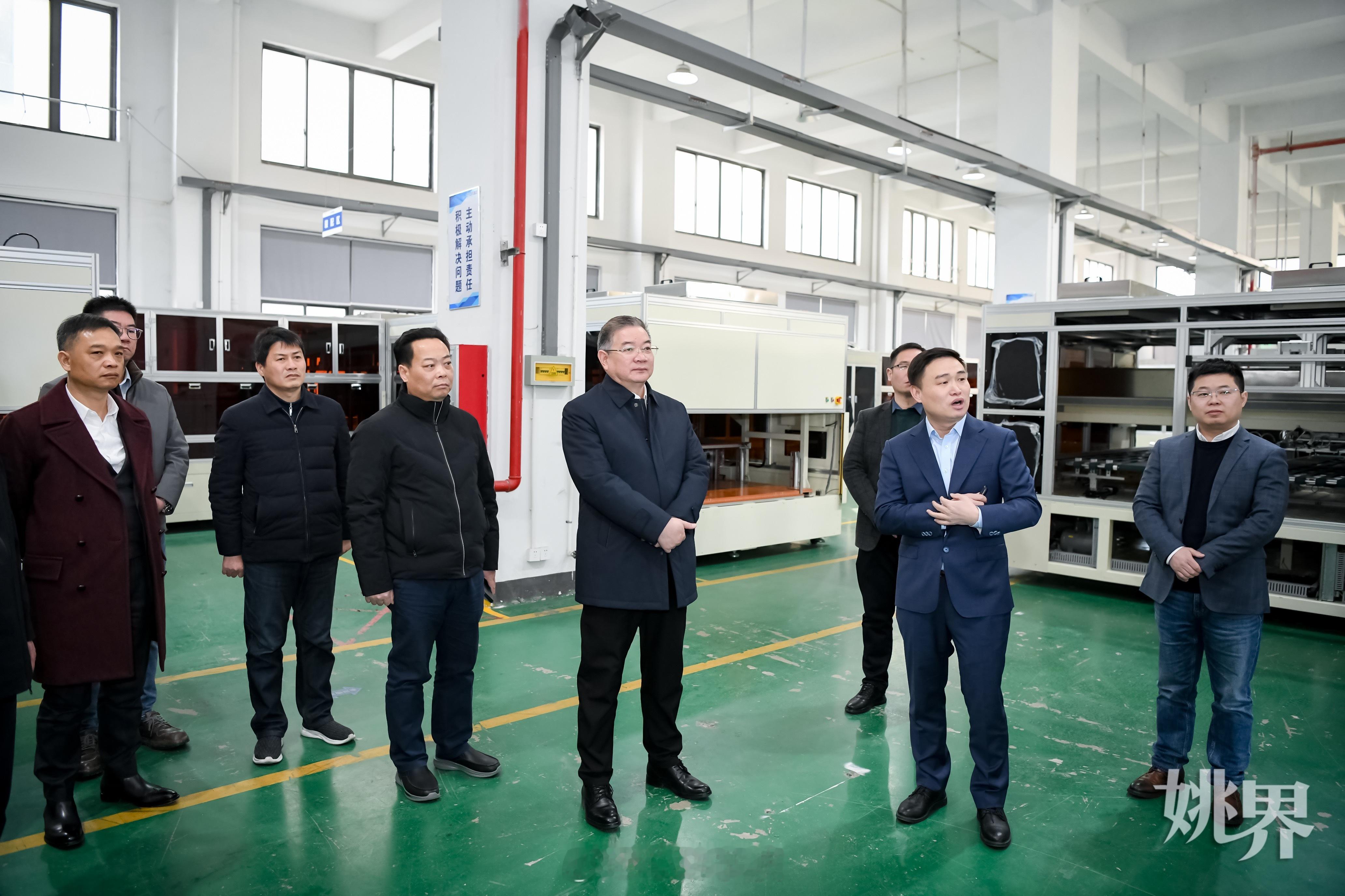 【傅贵荣：开足马力强科技抓项目促发展  确保实现开门红开门好  】傅贵荣在企业开