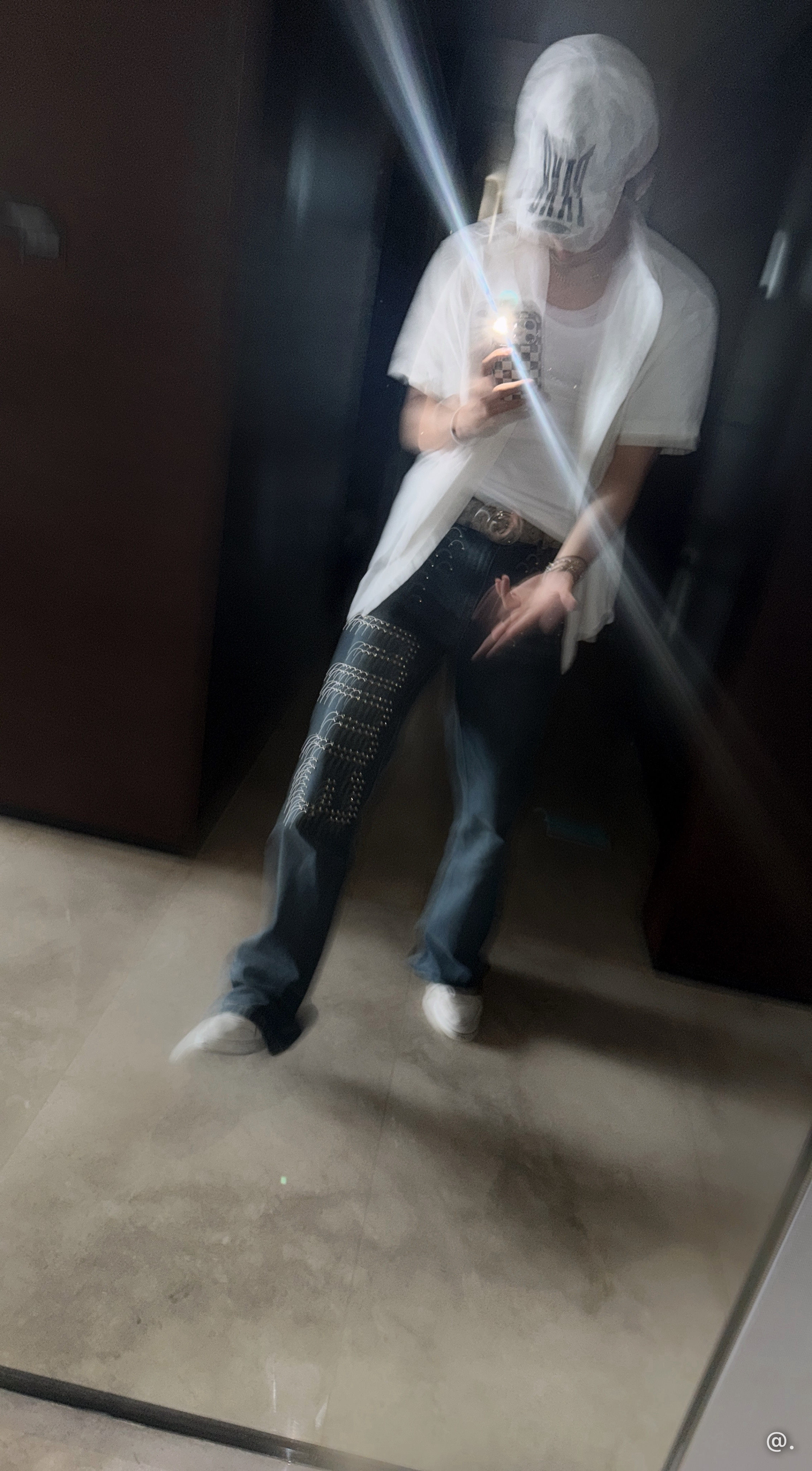 话唠中邀功中摇尾巴中 