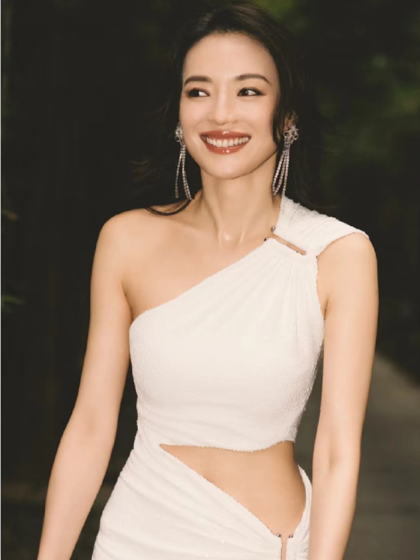 舒淇逆生长  沃去！！舒淇到底是有什么秘籍！怎么每次见面都美出新高度啊～48岁的