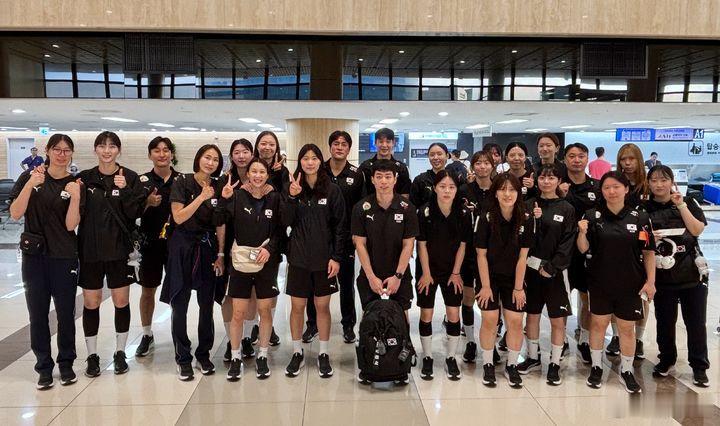 国际排坛动态韩国女排韩国女排参加东亚女排锦标赛名单公布，姜素（昭）辉领衔🏐 二