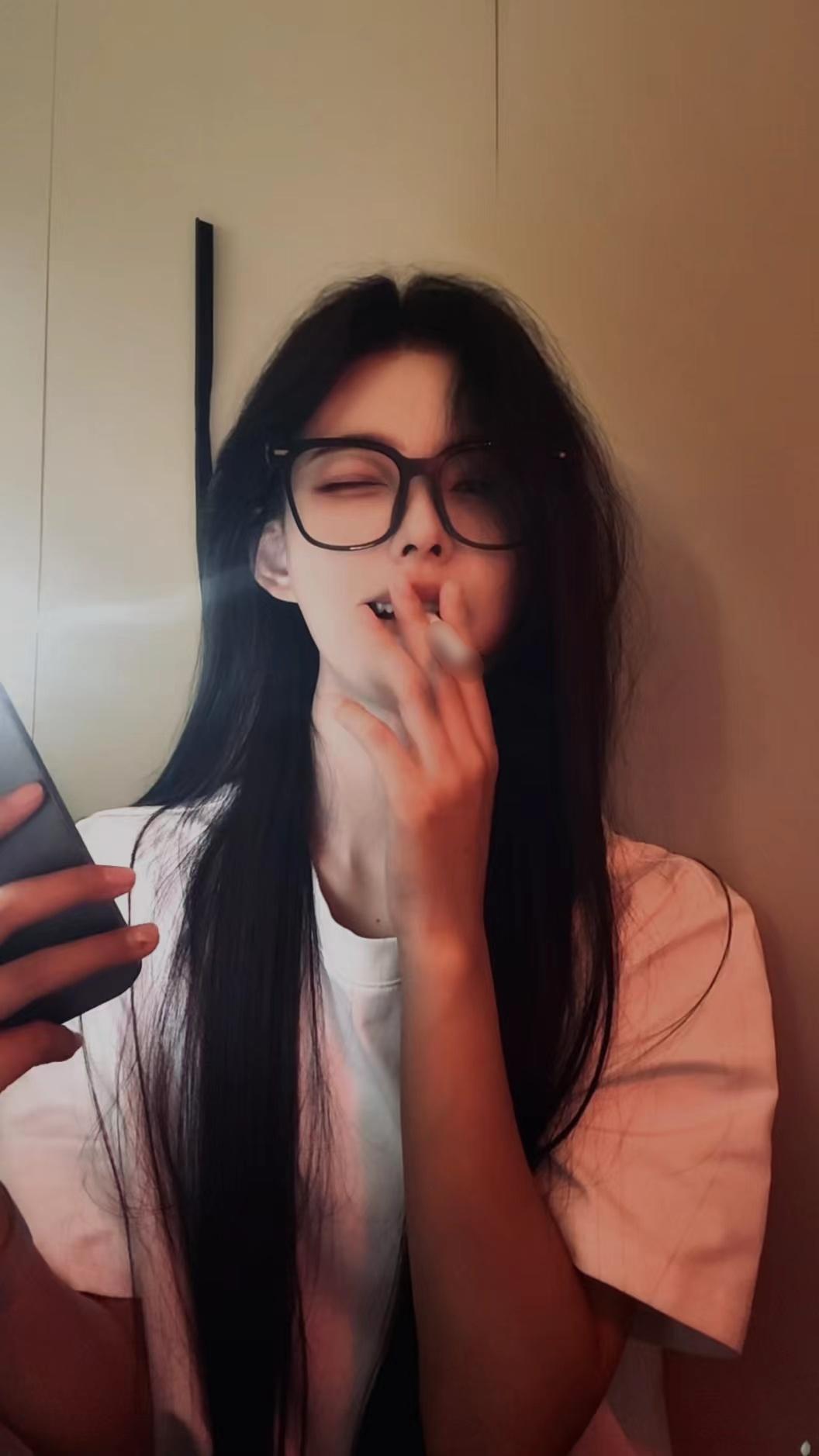 一辈子可以做很多事，唯独不能伤女孩的心