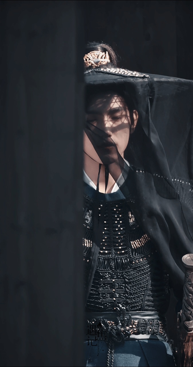 陈飞宇甲胄镇山河海报陈飞宇白日提灯执剑海报 谁懂啊陈飞宇这个造型配上这两句诗太绝