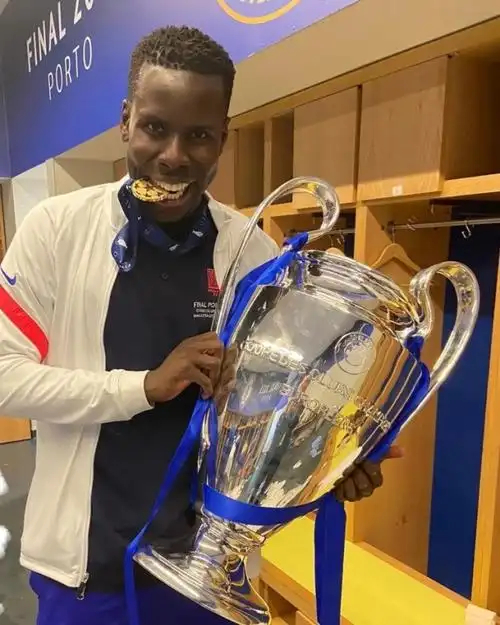 后劲太大了，这段时间日日盼、夜夜盼外援快崩溃了，凌晨三点到现在舒服的睡了一觉，刚