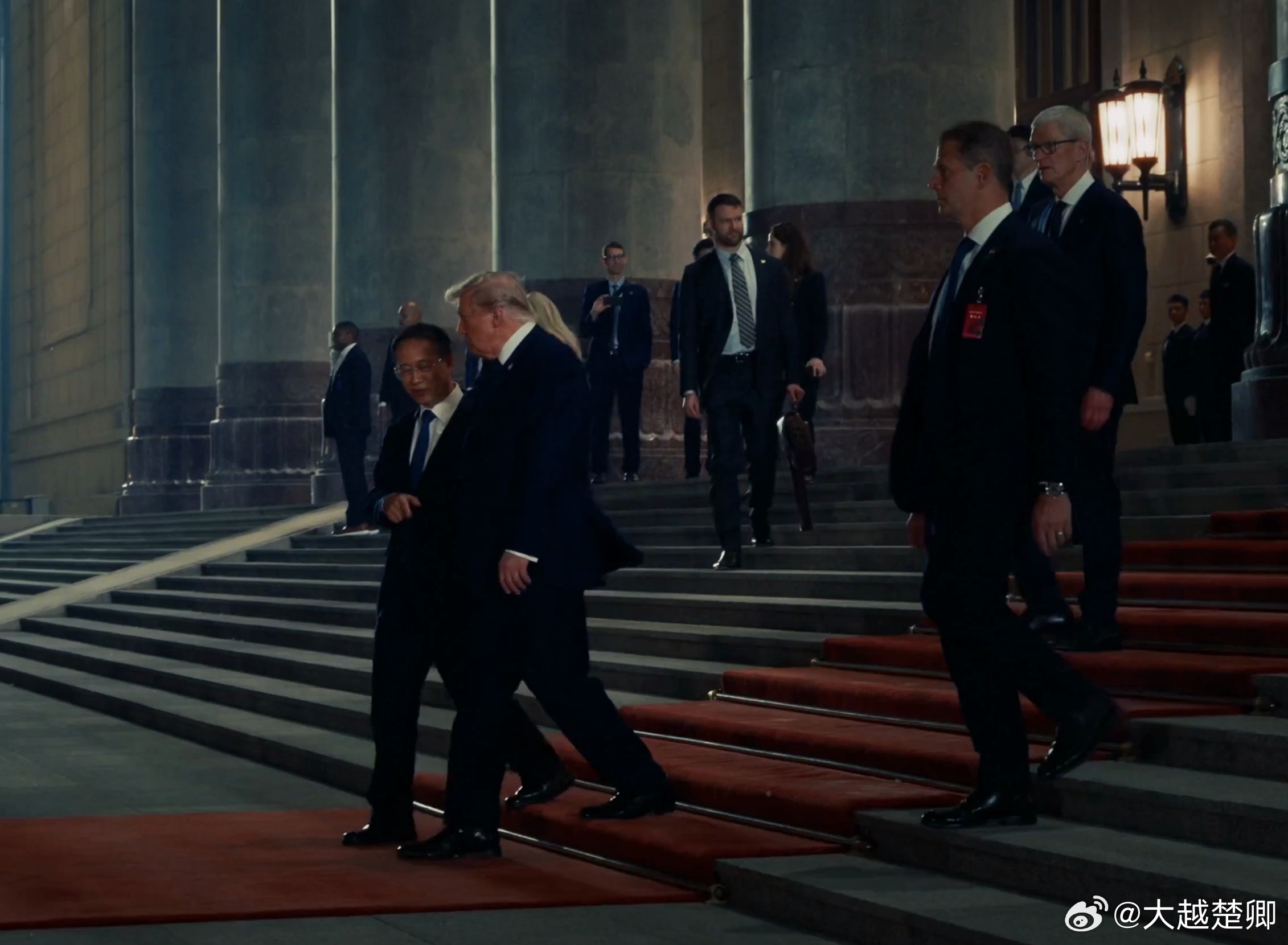 美国民主党议员声称，特朗普访华不仅没有加强台湾的安全，反而因搁置军售案而造成美国