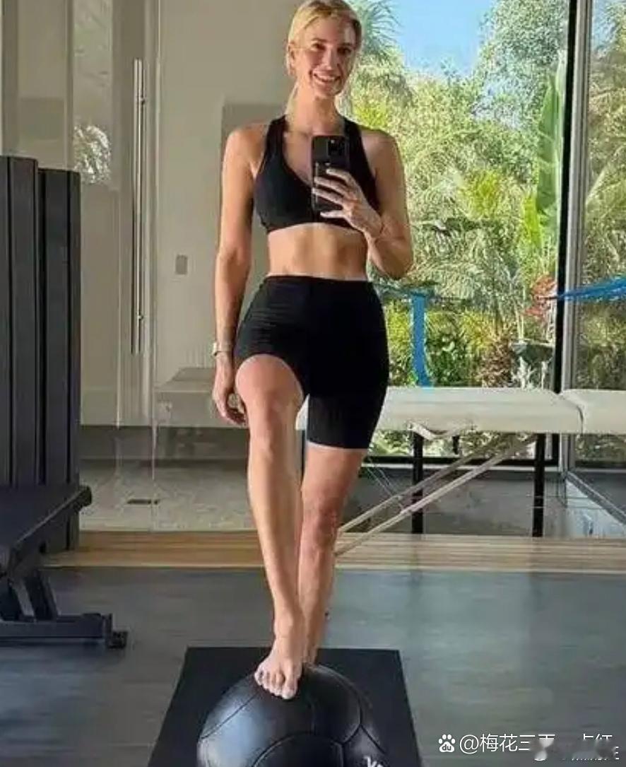 多少人一生终点，不如伊万卡的起点！ 