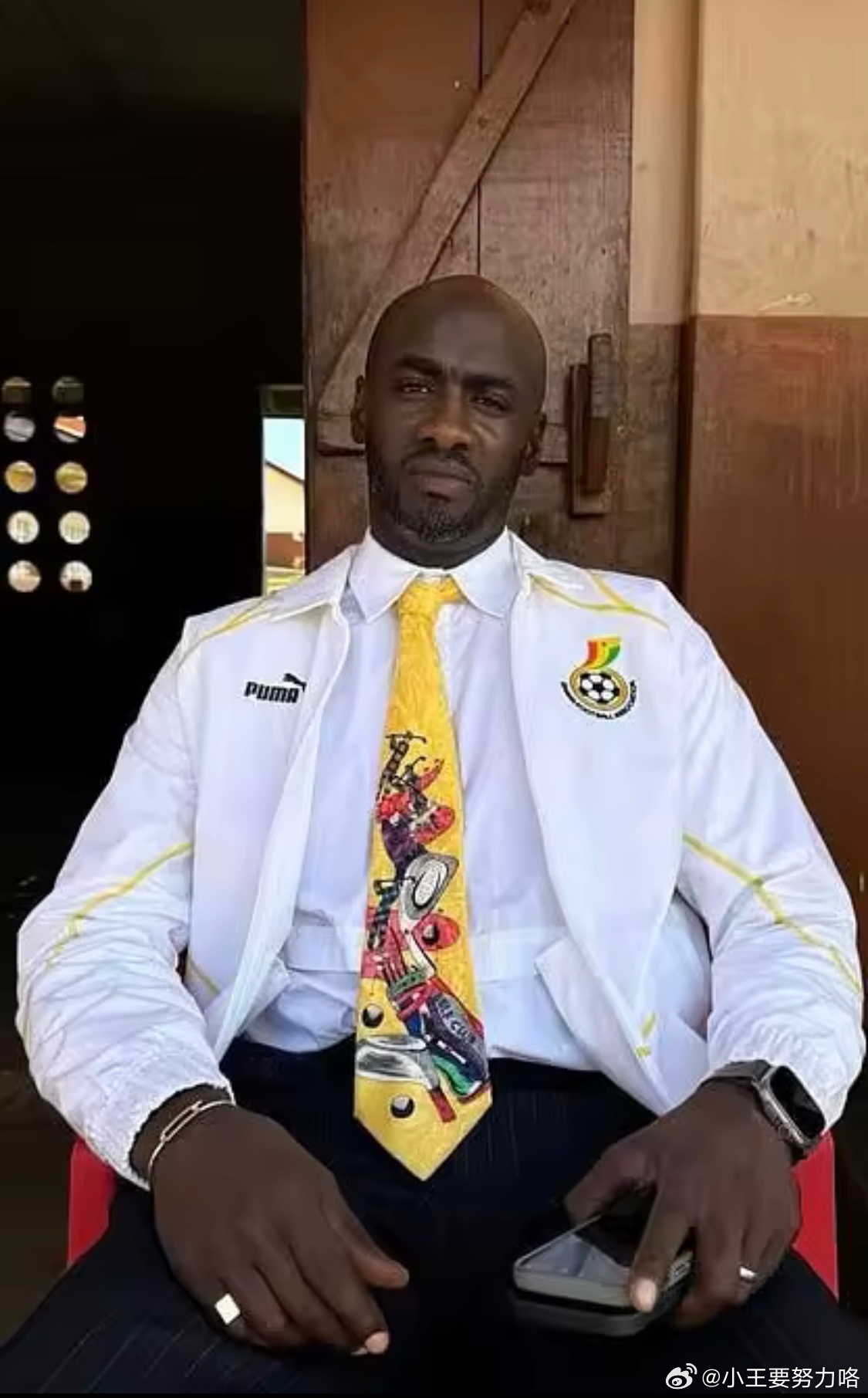 世界杯前夕换帅！加纳队官方：主帅奥托 •阿多下课北京时间3月31日，加纳队官方宣