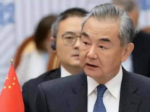 王毅外长发出统一最强音，解放军“正义使命-2025”演习第二天，王毅外长发出了统