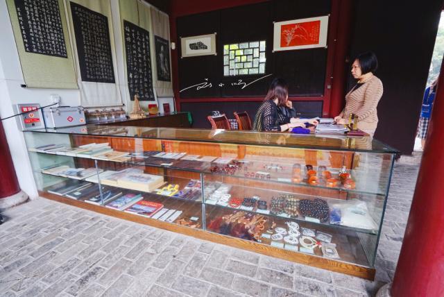 广西“最奇怪”的城市，用棺材当旅游纪念品，游客直呼：太瘆人？

在全球各地都有用