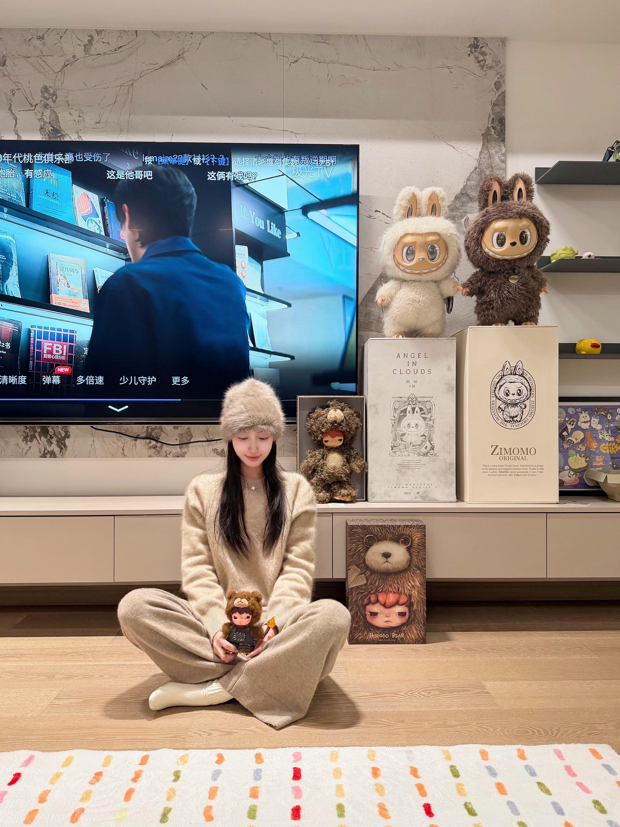 我的心里住着一个 苍老的小孩。