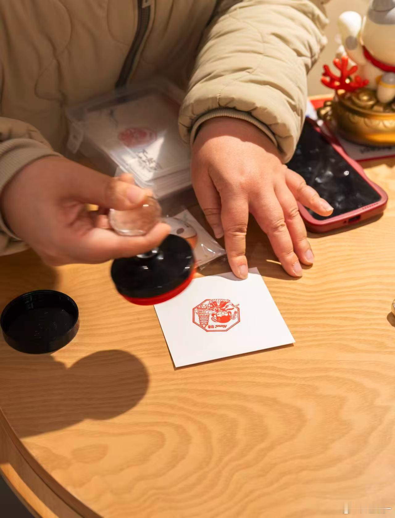 藏在苏州地铁里的国风美景 Rolife若来真的是给我们带来惊喜啊，其实这一回能够