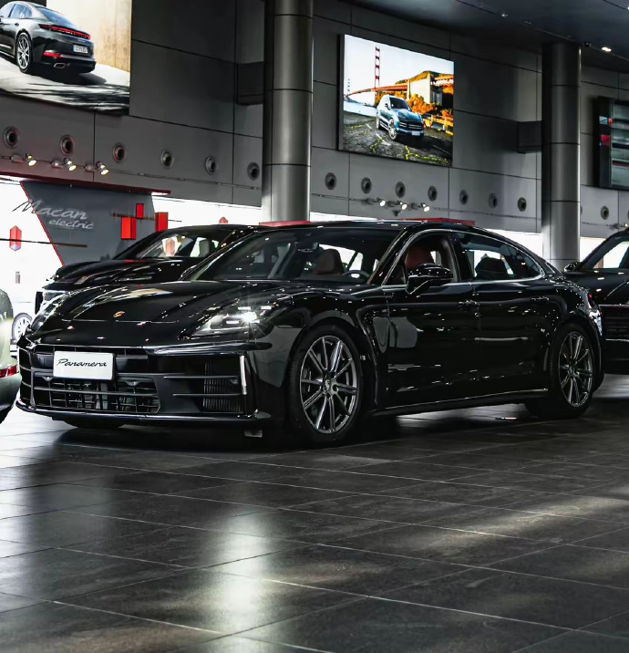 2025款保时捷帕拉梅拉4S行政版加长版！ 搭载一台2.9升V6双涡轮增压发动机