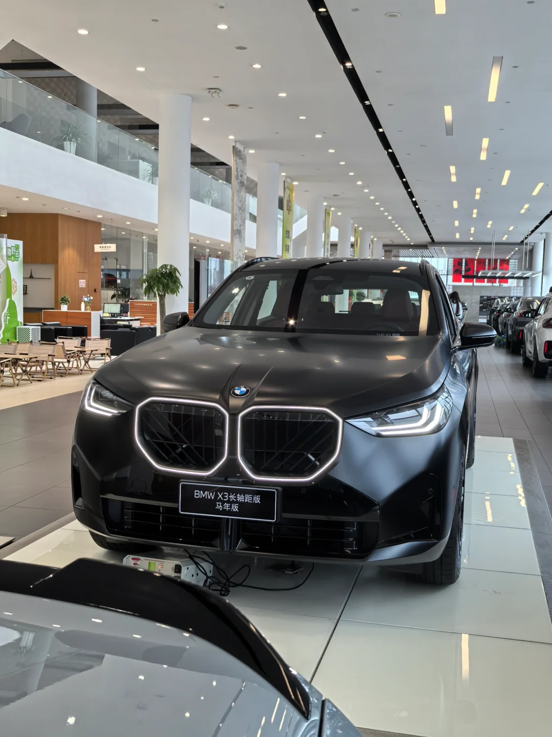 你的宝马X3为什么这么黑？